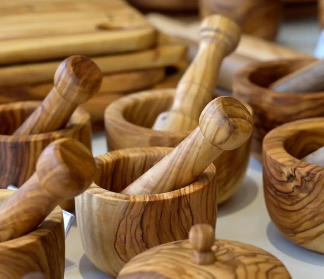 Grazas @galegadeartesans😍😍😍

#Repost @galegadeartesans
📍 En Quiroga, Lugo, atópase o taller de @artesania_armaior

Un obradoiro adicado á creación de artigos de cociña e decoración, feitos en madeira de oliveira.

👉 Se queres ver máis do seu traballo, visita www.artesaniaarmaior.com
.
#galegadeartesans #asociaciongalegadeartesans #artesaniadegalicia #artesania #artesans #feitoengalicia #talentogalego #osnososoficios #mercaArtesaniadegalicia #regalaartesania #mercalocal #mercaartesania #artesaniaproximidade #confianosteusartesans #regalaoficio #talentopararegalar #galiciacalidade