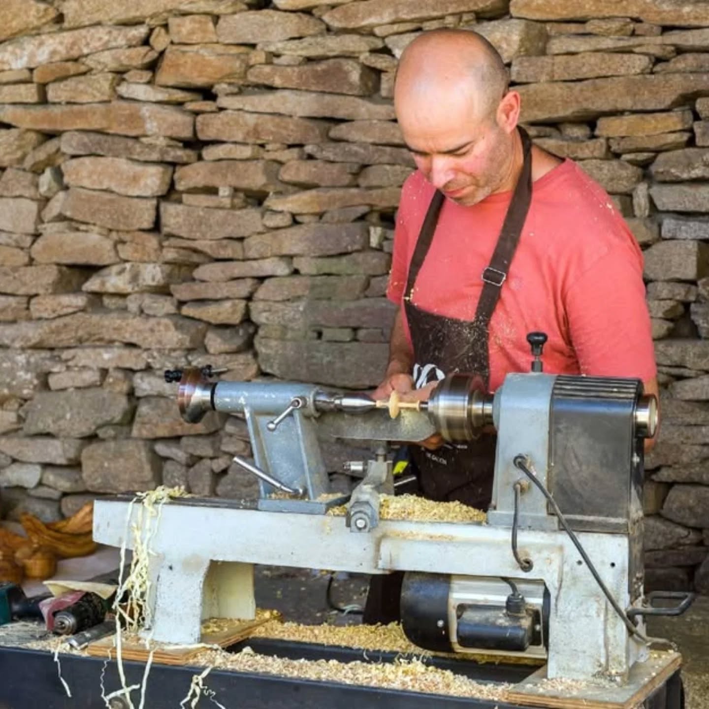 Grazas @galegadeartesans ❤️❤️

Cada xesto, cada detalle, fala do tempo e do saber facer artesán.

📷 @artesania_armaior
.
#galegadeartesans #asociaciongalegadeartesans #artesaniadegalicia #artesania #artesans #feitoengalicia #talentogalego #osnososoficios #mercaArtesaniadegalicia #regalaartesania #mercalocal #mercaartesania #artesaniaproximidade #confianosteusartesans #regalaoficio #talentopararegalar #galiciacalidade
Reposted from @galegadeartesans